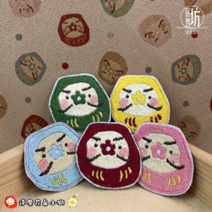 刺繡扣針 – 達摩