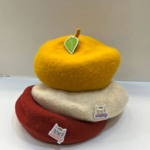 刺繡扣針畫家帽